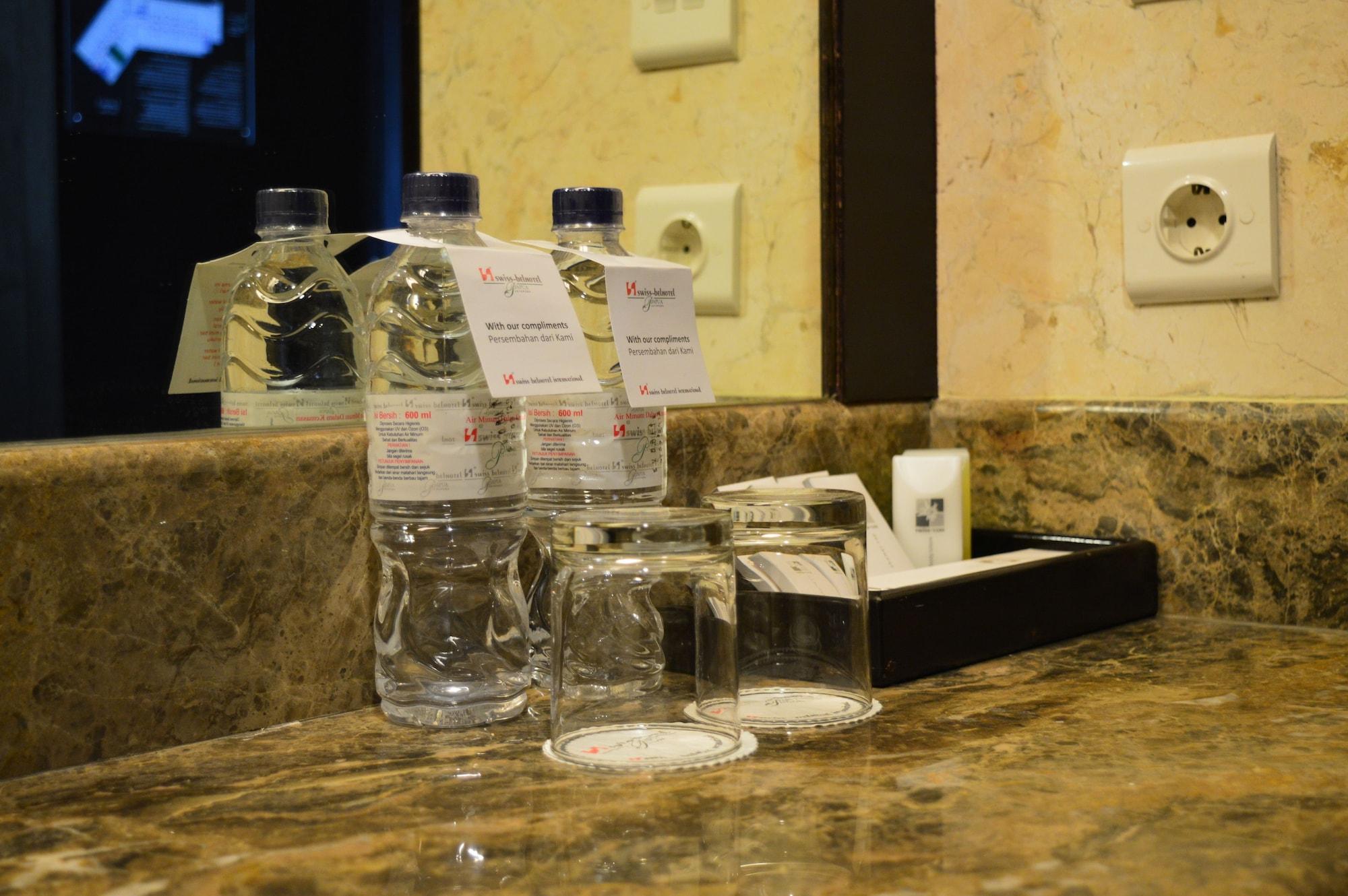 สวิส เบลโฮเต็ล ปาปัว Hotel จายาปุระ ภายนอก รูปภาพ
