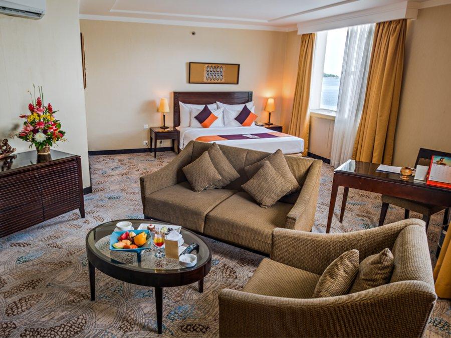 สวิส เบลโฮเต็ล ปาปัว Hotel จายาปุระ ภายนอก รูปภาพ