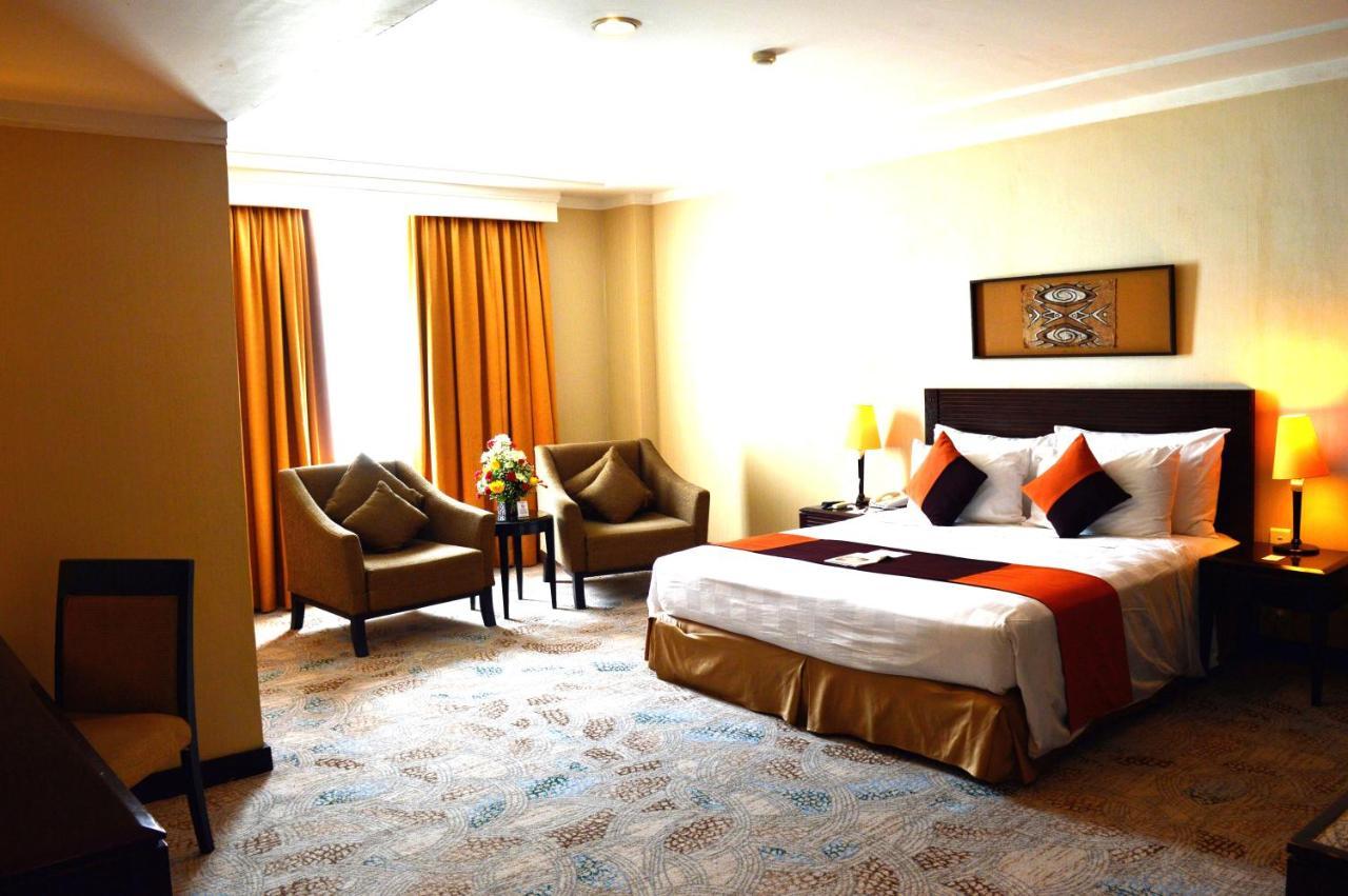 สวิส เบลโฮเต็ล ปาปัว Hotel จายาปุระ ภายนอก รูปภาพ